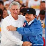 Presidente de NIcaragua Daniel Ortega junto al mandatario de Cuba