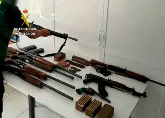 Incautación de armas a narcos en España