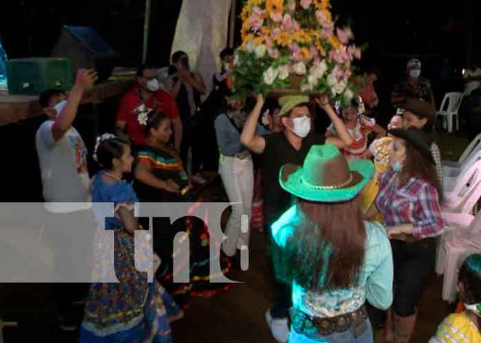 Managua: Realizan la Vela de Los Toros que da inicio a las fiestas patronales / FOTO / TN8