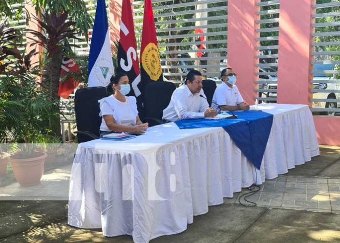 Conferencia de prensa del MINED en Nicaragua