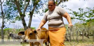 Mujer trabajadora del campo en Nicaragua