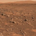 Hallan un extraño objeto que sobresale de una roca de Marte / FOTO / mars.nasa.gov/