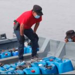 La Fuerza Naval de El Salvador en operaciones interceptaron en las costas salvadoreña una embarcación con grandes cantidad de drogas.