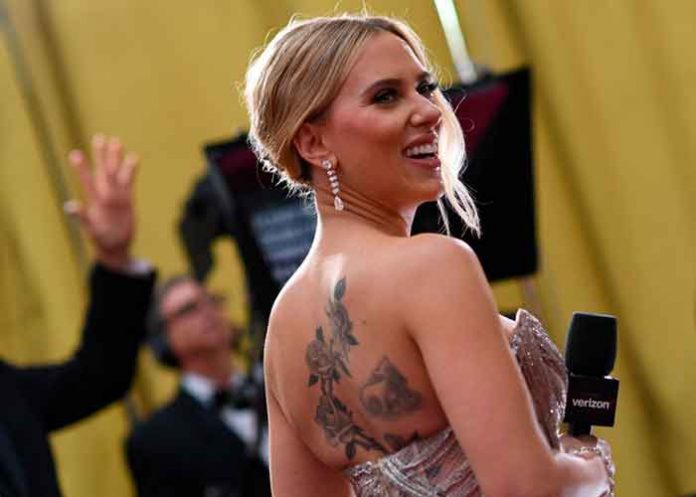 Scarlett Johansson llegando a los 92nd Oscars en el Teatro Dolby in Hollywood / FOTO / VALERIE MACON / AFP