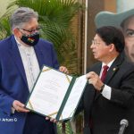 Firma de diplomáticas de Nicaragua y Bolivia, por el nuevo embajador