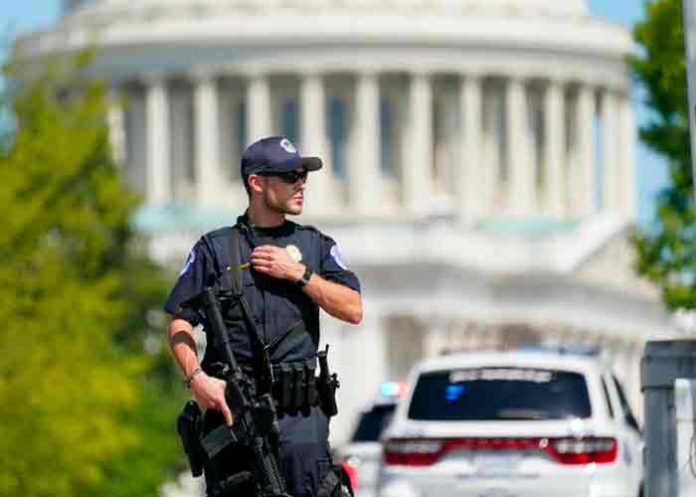 Se entrega sospechoso de detonar explosivos cerca del Capitolio de EEUU