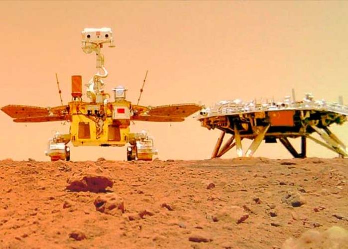 China publica imágenes a color de la superficie de Marte.