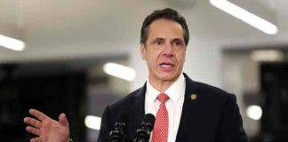 Mujer presenta denuncia penal contra Cuomo, el gobernador de NY