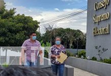 Representantes del PLC denunciando al CxL por violaciones a ley electoral de Nicaragua