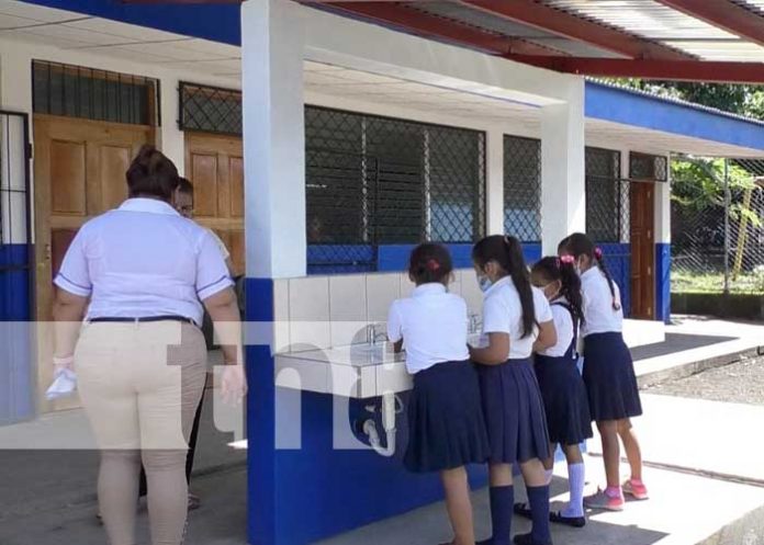 Mejoras en escuela de El Porvenir, León