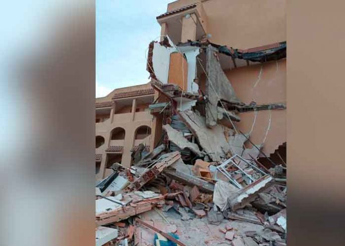 Edificio de tres plantas se derrumba en España