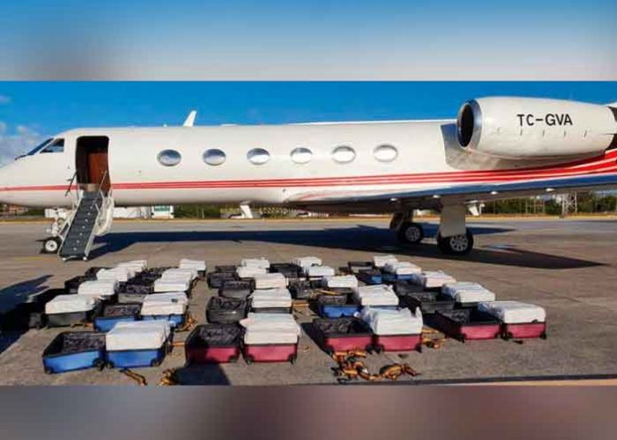 Incautan más de una tonelada de cocaína en un avión privado en Brasil