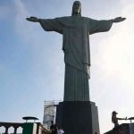 Dos franceses detenidos después de ver el amanecer sobre Cristo en Brasil