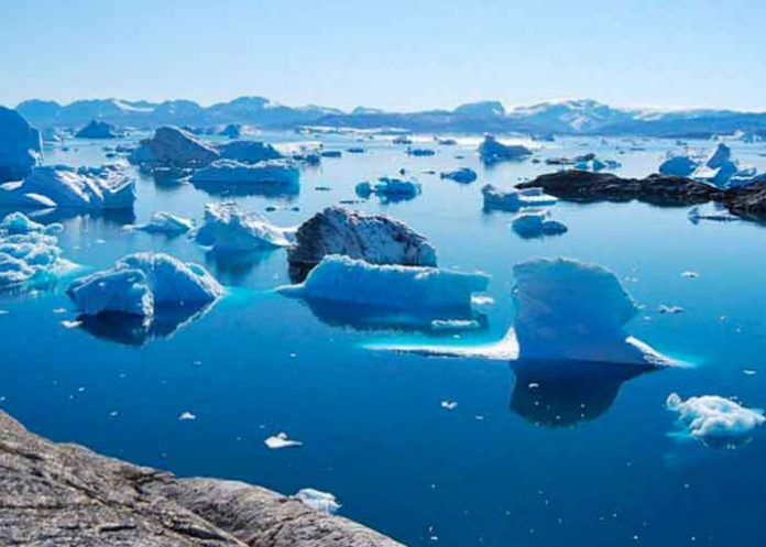 Insólita ola de calor provoca el derretimiento de hielo de Groenlandia
