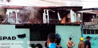Dos viviendas afectadas dejó como consecuencia un fuerte incendio en Managua