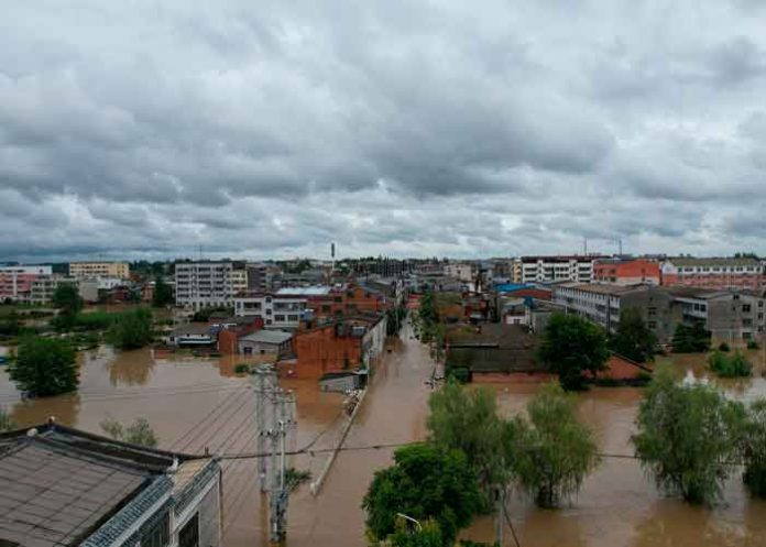 Al menos 21 muertos en inundaciones que vuelven a golpear China / FOTO / Twitter / @jasperfinanceB