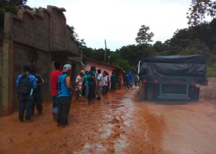 Dos muertos y más de 20 mil afectados en Guatemala por lluvias