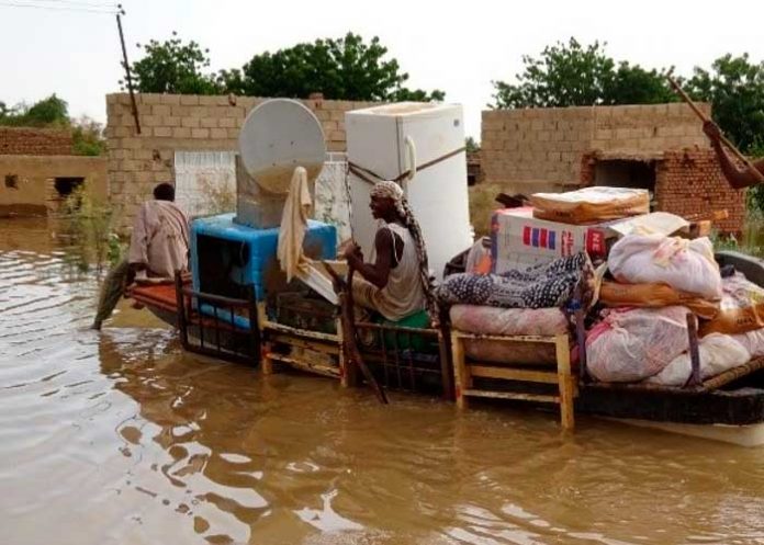 Miles de personas afectadas por las fuertes lluvias.