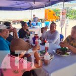 Familias acudieron a degustar de la variedad de mariscos en la Feria del Mar
