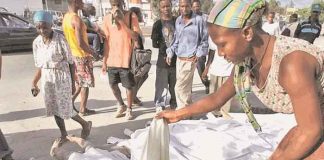 Sube la cifras de víctimas mortales a 1,297 en Haití por fuerte terremoto