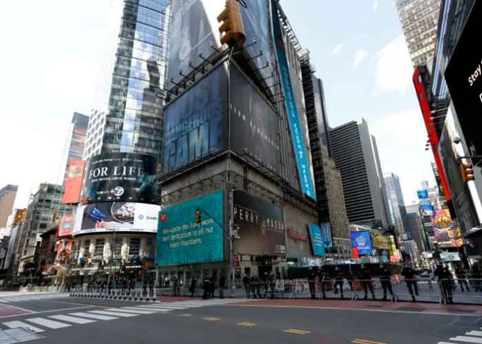 Evacuan Times Square por paquete sospechoso