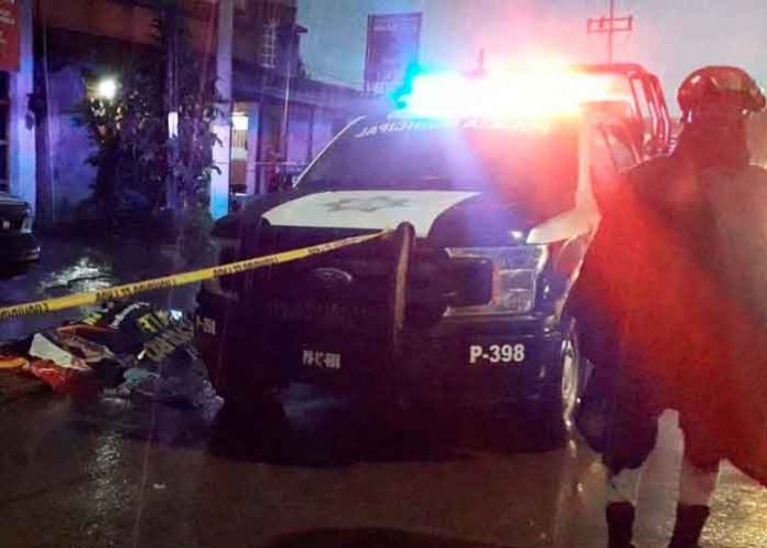 Balacera en un bar de Acapulco dejó dos hombres y una mujer sin vida
