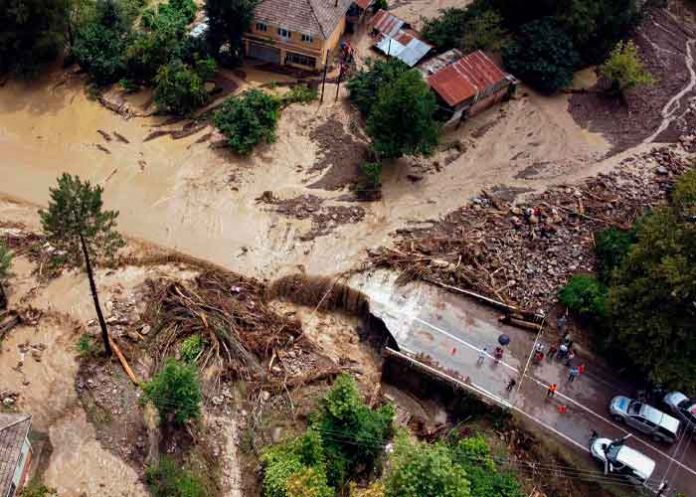 Las inundaciones dejan al menos 27 muertos en Turquía