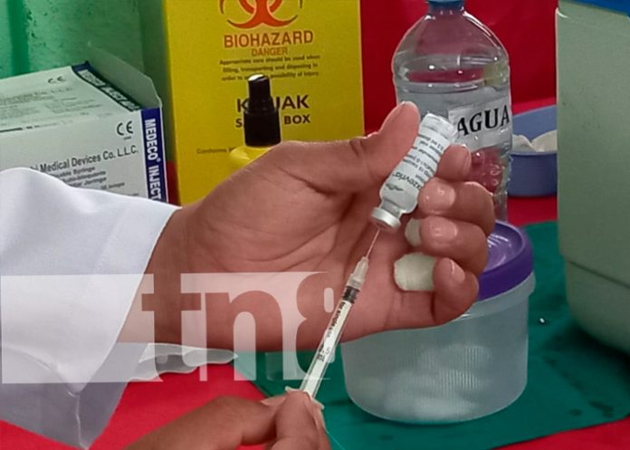 jornada de vacunación contra la covid 19; con la aplicación de la vacuna AstraZeneca en los municipios de camoapa, san Lorenzo y Boaco