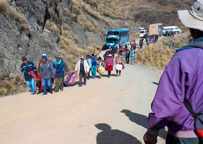 Al menos 23 fallecidos en accidente de autobús en Bolivia