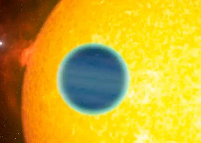 ¡Asombroso! Detección de nubes en un esponjoso planeta a 525 años luz