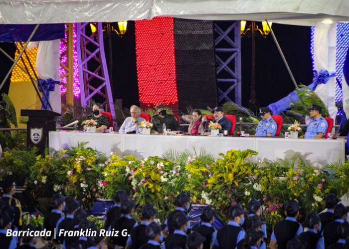 Presidente Daniel Ortega en acto por el 42 Aniversario de la Policía Nacional