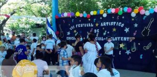 Escuela Melania Morales realiza actividades con niñez con discapacidad para festejar a la patria