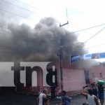 Fuerte incendio destruye 4 viviendas en Chinandega