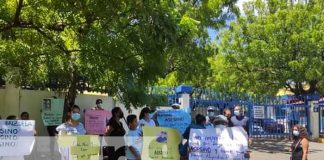 Familiares exigen justicia en crimen de taxista en Granada
