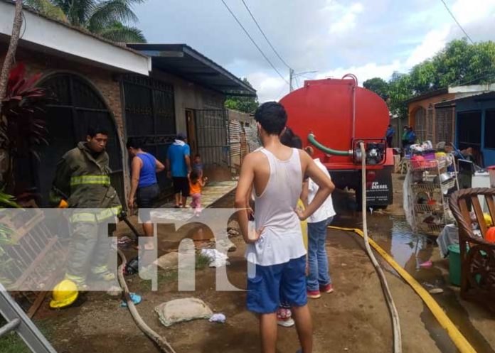 Incendio provoca la destrucción del cuarto de una vivienda en Managua