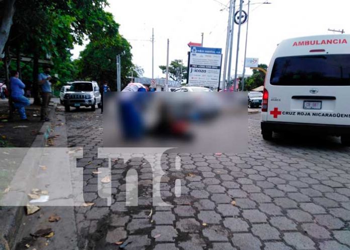 Taxista deja con fracturas a mensajero en Managua