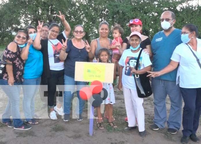 Familias de Ocotal reciben lotes de terreno del Programa Bismarck Martínez