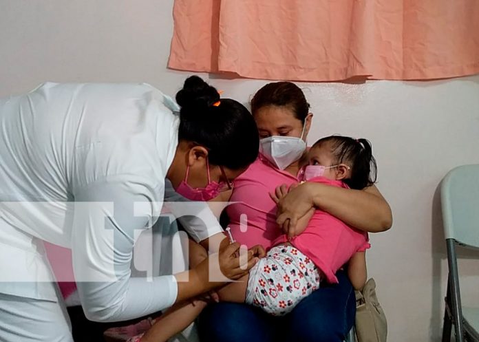 Fin de semana de vacunas contra COVID-19 en Centro de Salud Pedro Altamirano