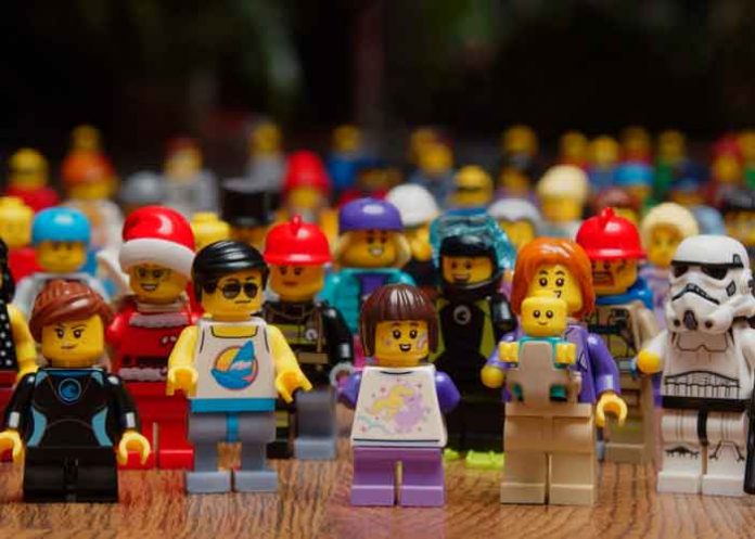 Lego lanzará juguetes libres de 'estereotipos de género'