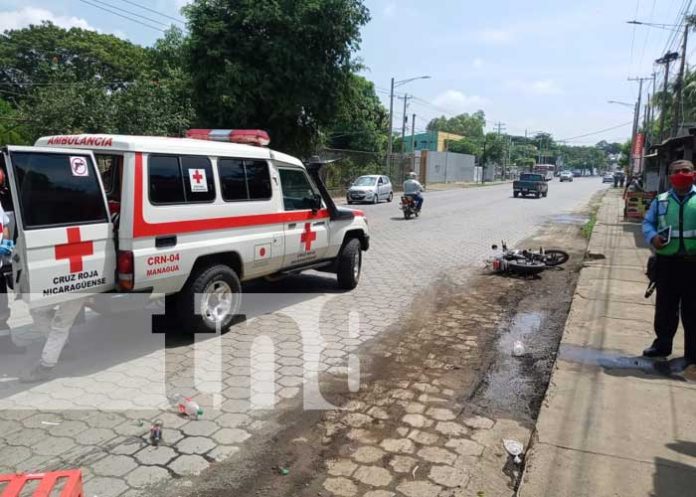Escena de accidente de tránsito en el Distrito VII de Managua