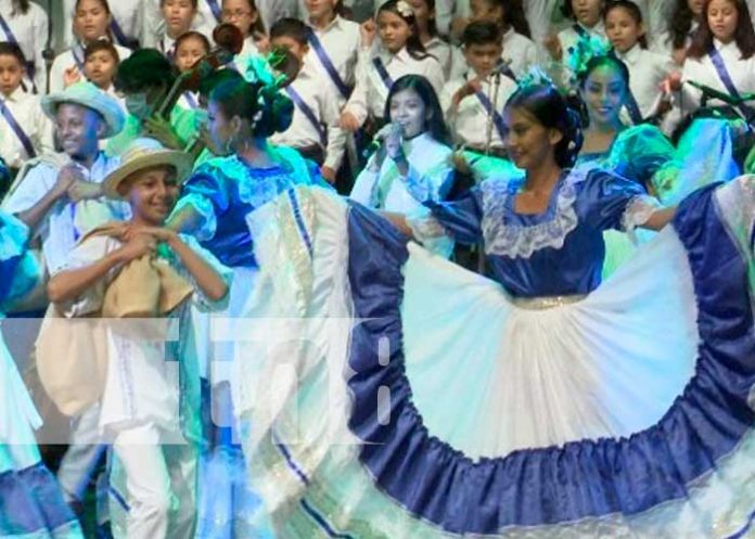 Gala artística para reconocer a estudiantes y maestros de Nicaragua