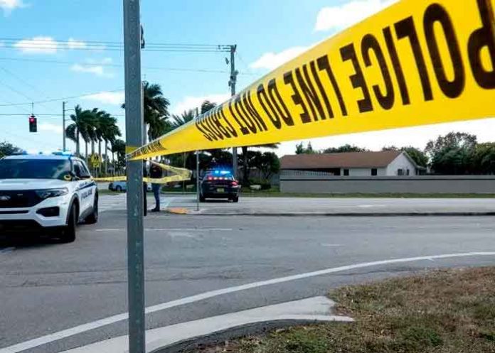 Hombre mata a tres compañeros de trabajo tras discutir con su jefe en Florida