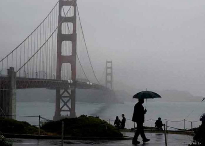 Lluvias torrenciales y fuertes vientos azotaron el Norte de California