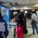 Efectivo pago a trabajadores de la salud en Nicaragua