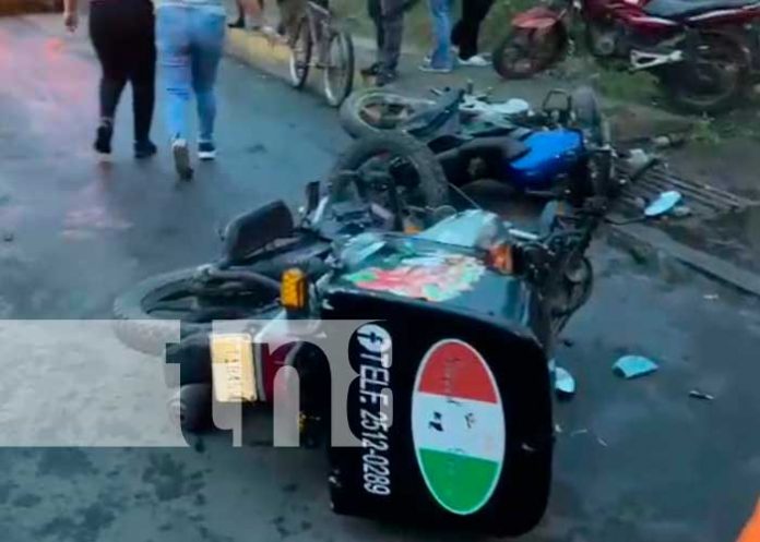 Choque de 2 motos en Juigalpa