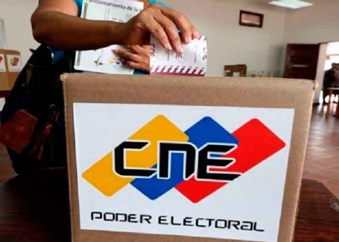 Así inicia el simulacro electoral en Venezuela