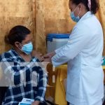 Vacunación a embarazadas en centros de salud en Nicaragua