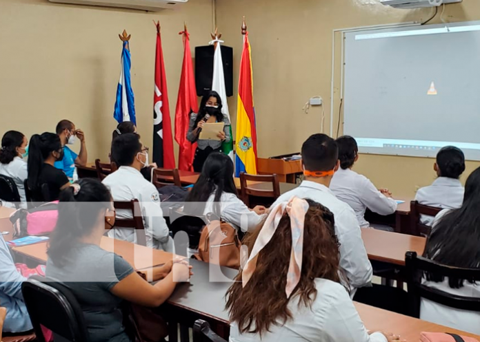 Inicio del encuentro en la UNAN- Managua