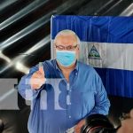 Adolfo Pastrán Analista Político ejerce su derecho al voto en Nicaragua