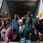 Detienen a mexicano por transportar indocumentados de Guatemala a EE.UU
